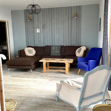 Baltic Sands شقة فندقية 4*